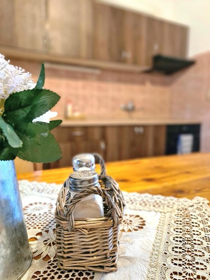 Uzkokolejky - Apartmany Strizovice Bagian luar foto