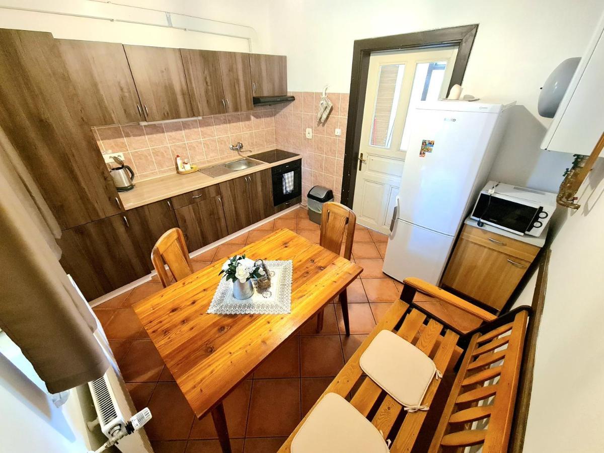 Uzkokolejky - Apartmany Strizovice Bagian luar foto