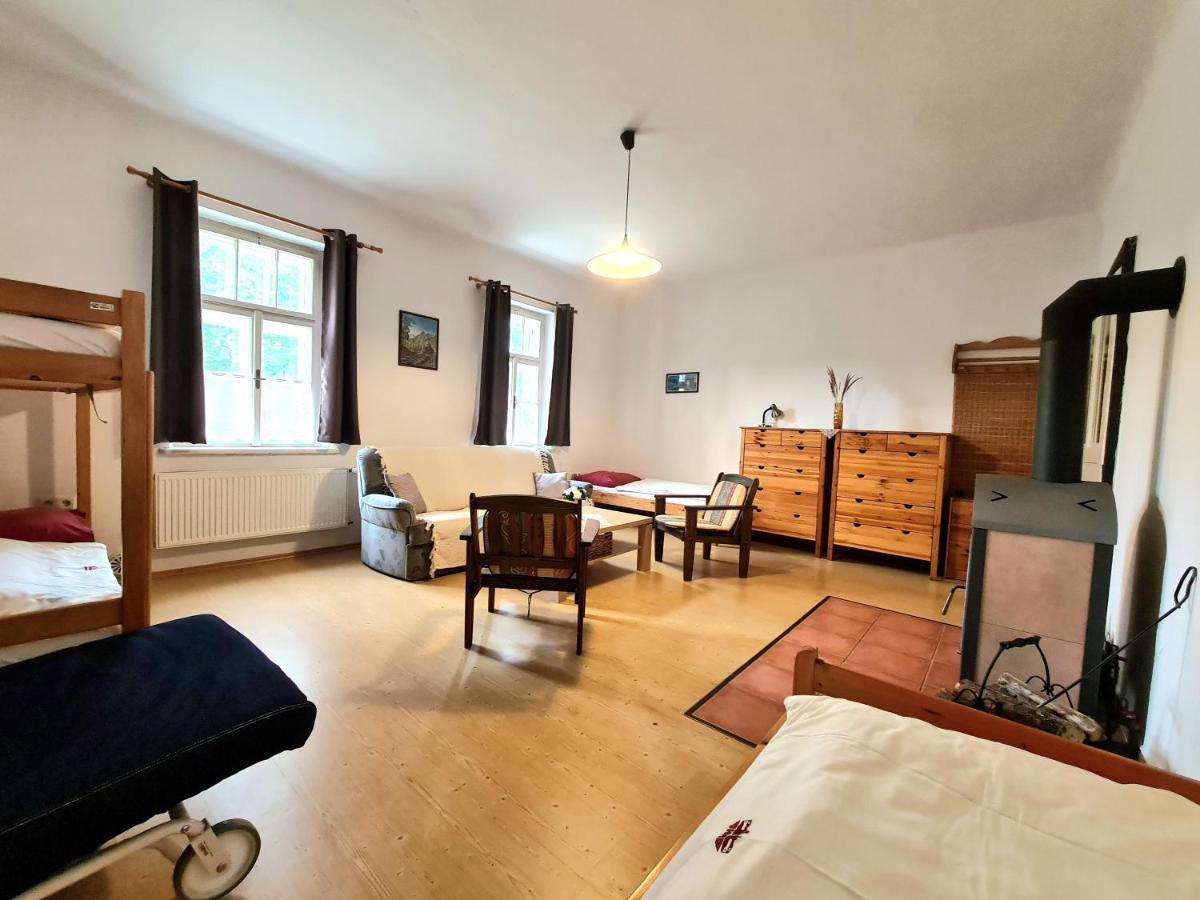 Uzkokolejky - Apartmany Strizovice Bagian luar foto