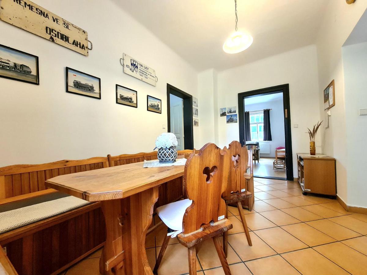 Uzkokolejky - Apartmany Strizovice Bagian luar foto